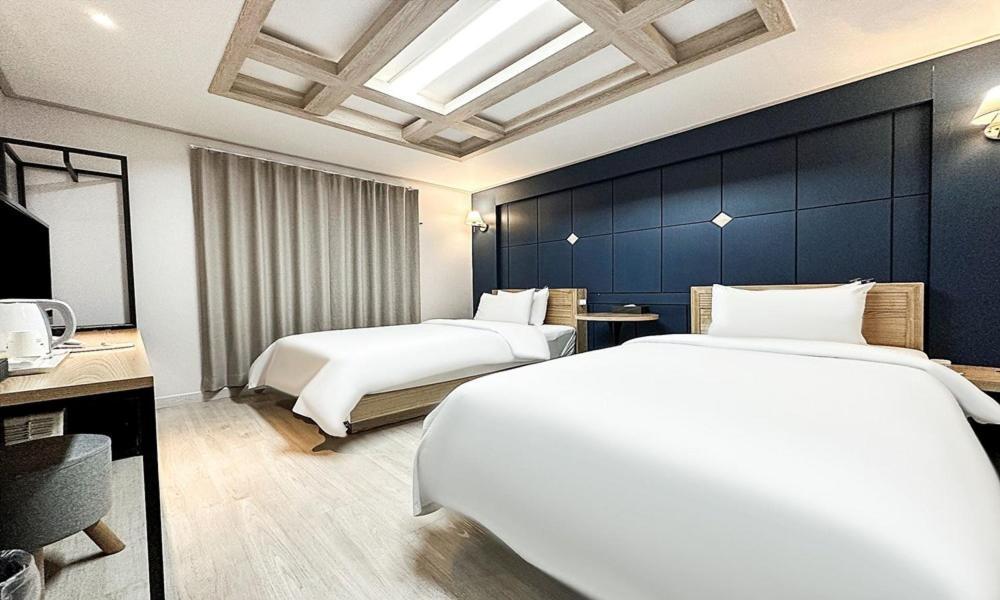 Gumi Time Hotel Room photo