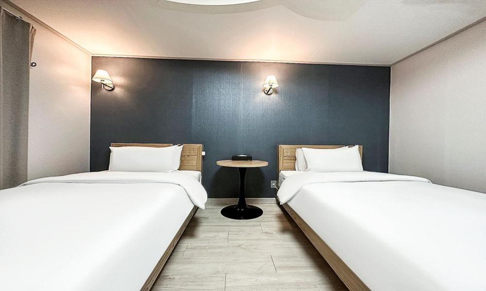 Gumi Time Hotel Room photo